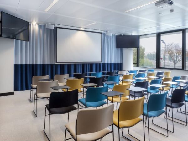 辦公室裝修對(duì)細(xì)節(jié)問(wèn)題的處理