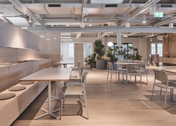 小型企業(yè)辦公室裝修設(shè)計為什么采用現(xiàn)代風(fēng)格